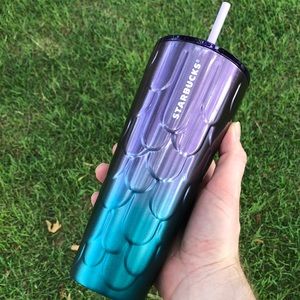 2023 Siren Starbucks anniversary cold cup with straw